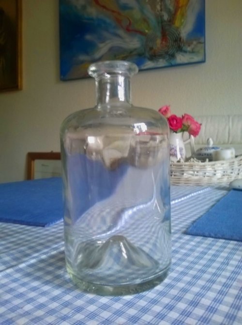 leere Weinflasche leere Weinflasche